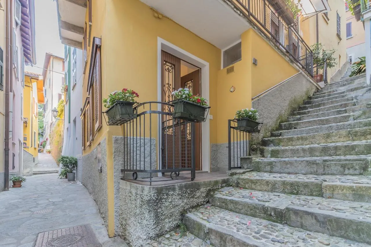Casa Camelia Varenna 0*,  Italy