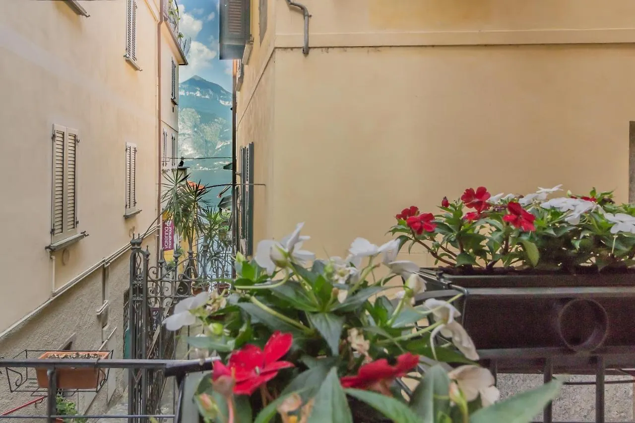 Apartment Casa Camelia Varenna